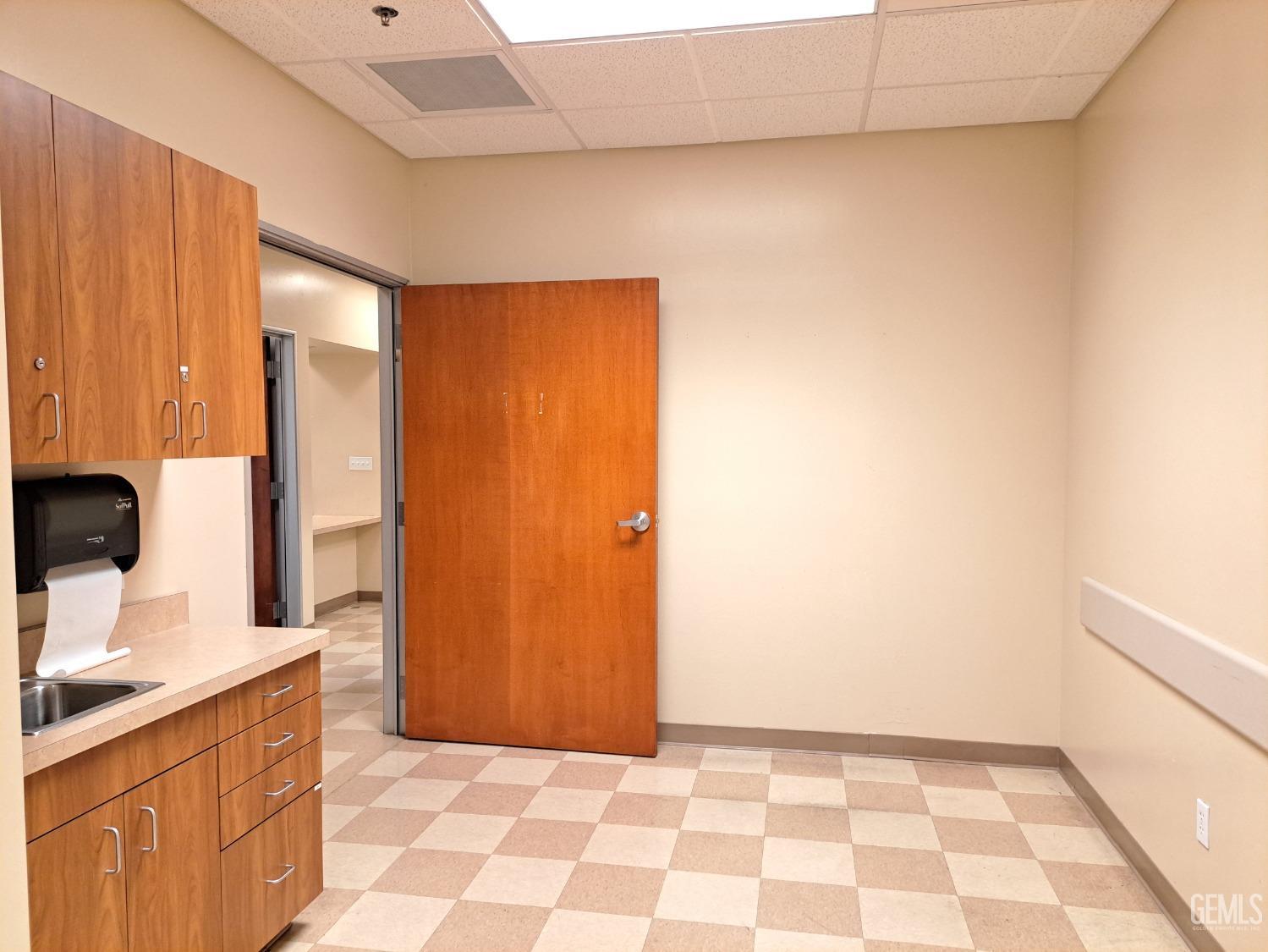 9900 Stockdale Highway Unit: 109