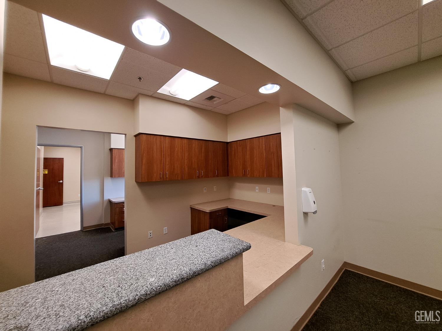 9900 Stockdale Highway Unit: 109