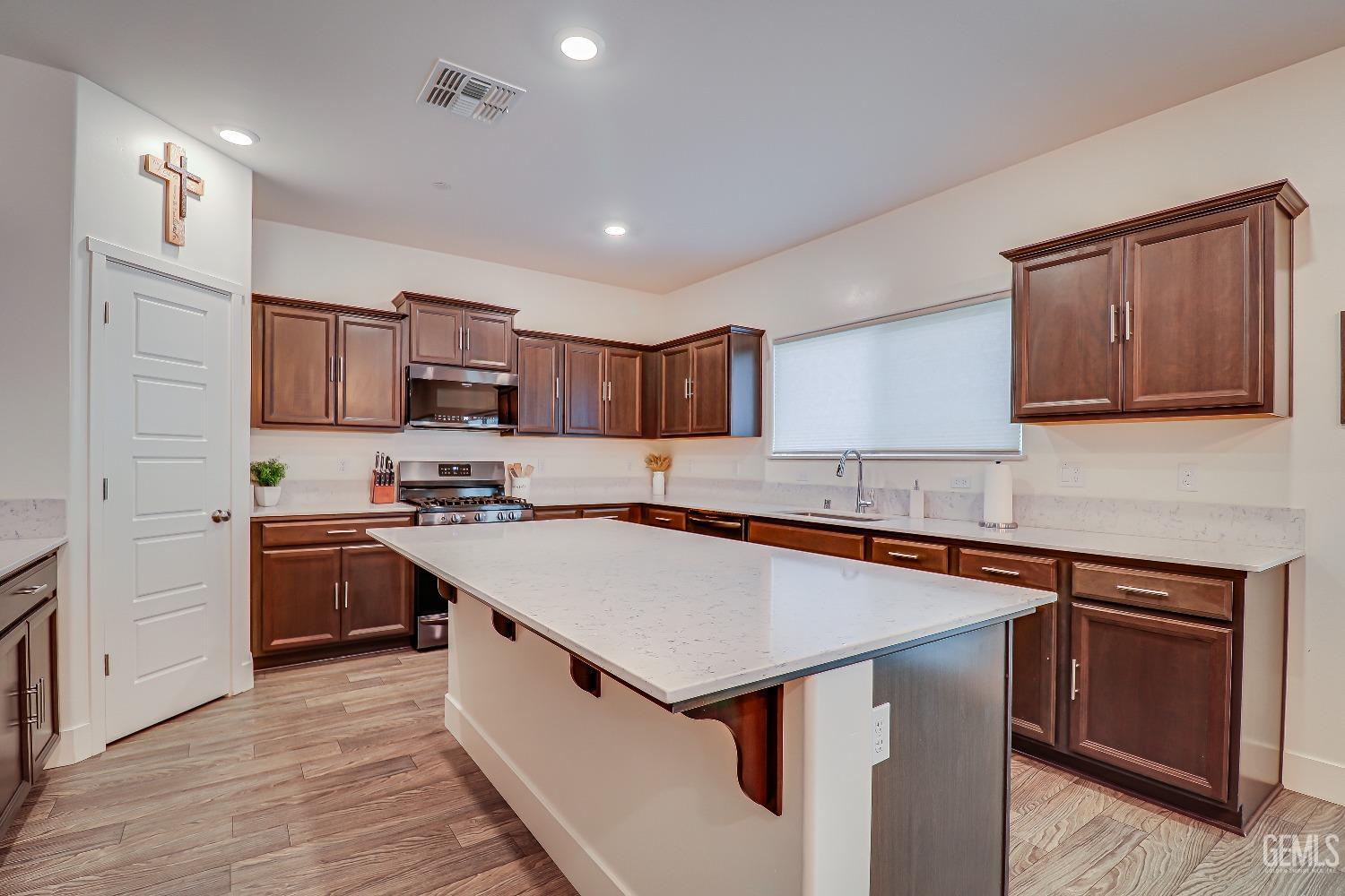 9709 Crystal Falls Lane