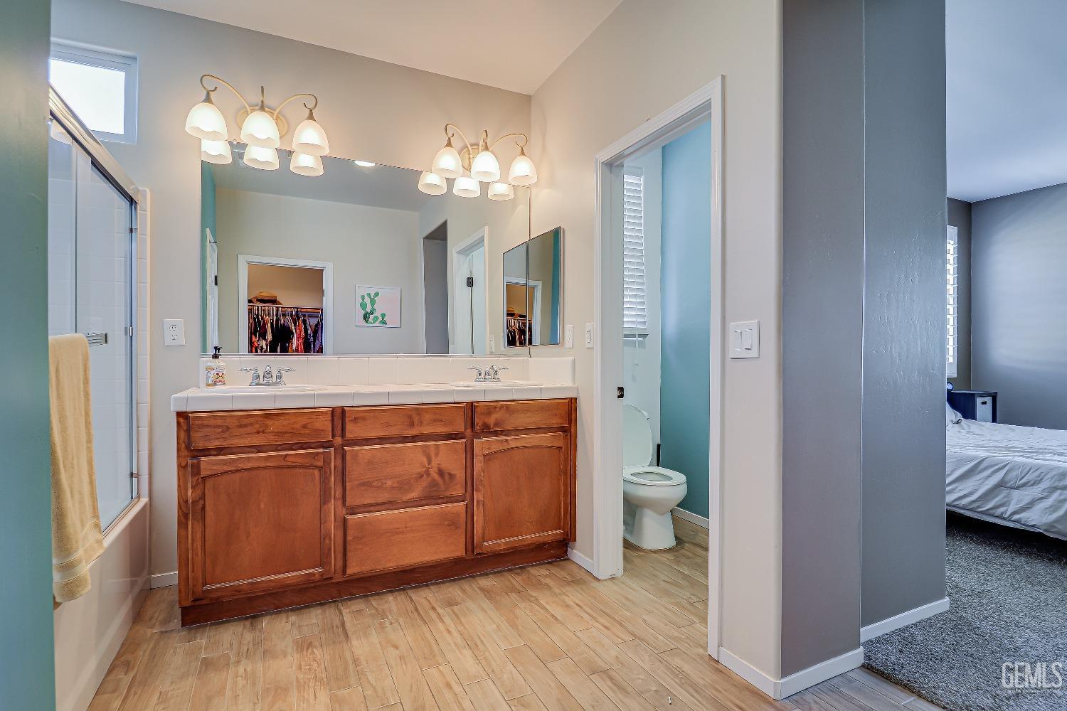 11616 Sagebrush Avenue