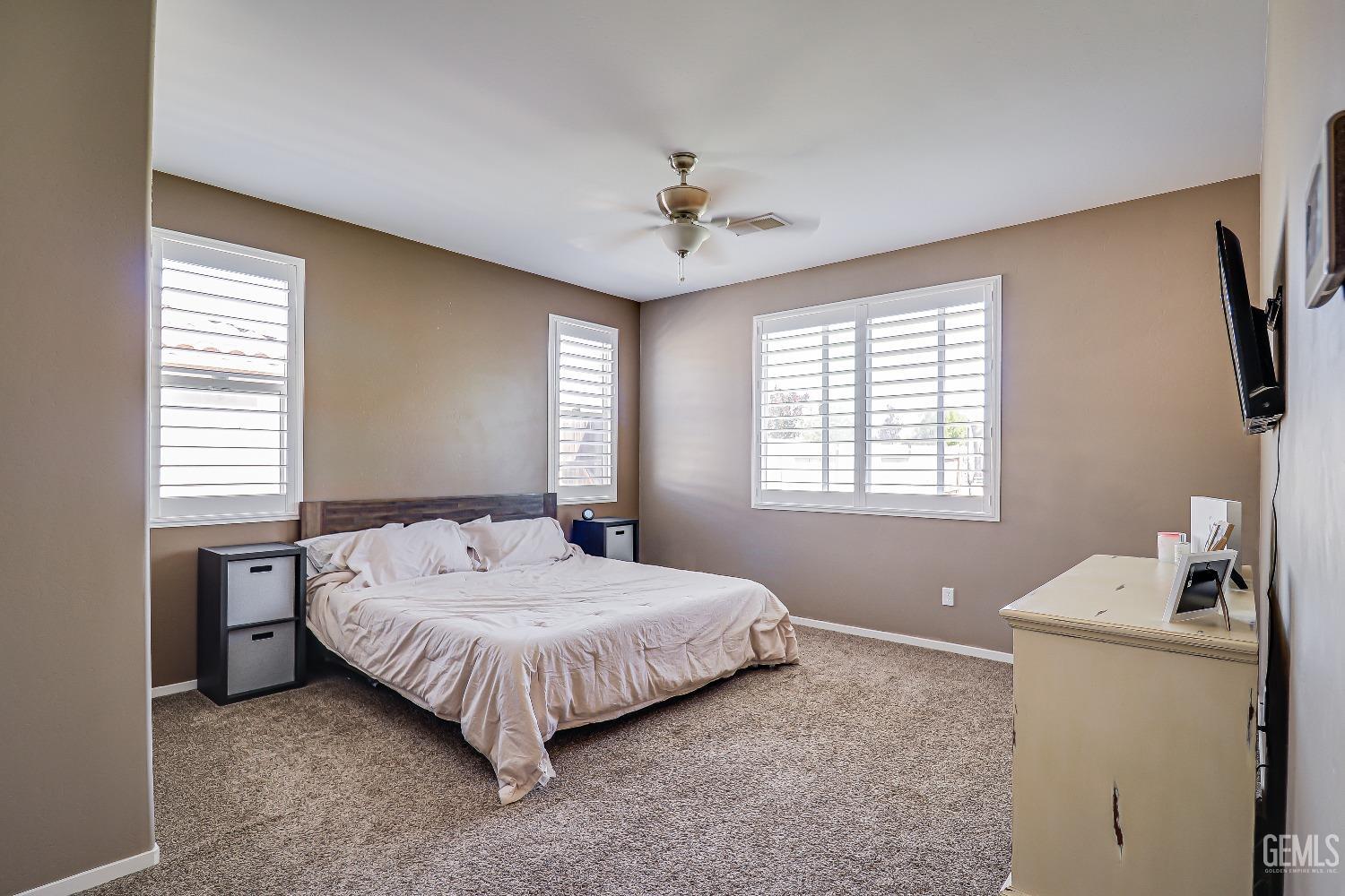 11616 Sagebrush Avenue