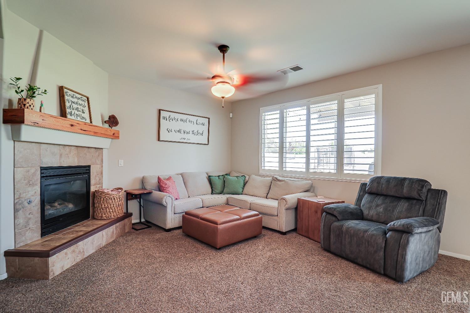 11616 Sagebrush Avenue