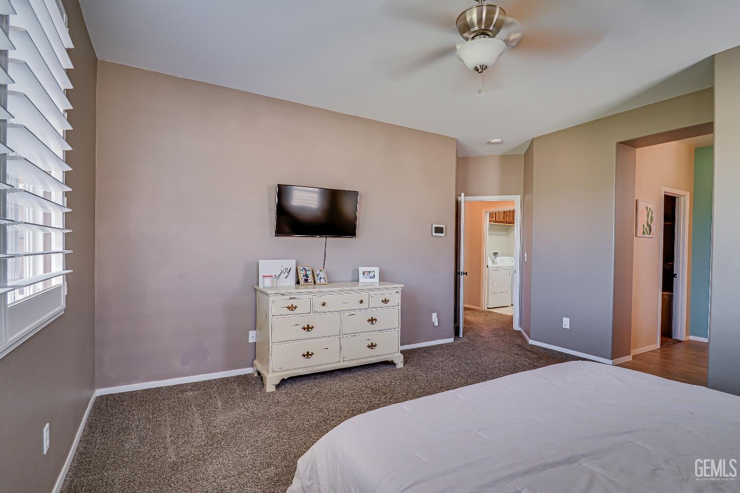 11616 Sagebrush Avenue