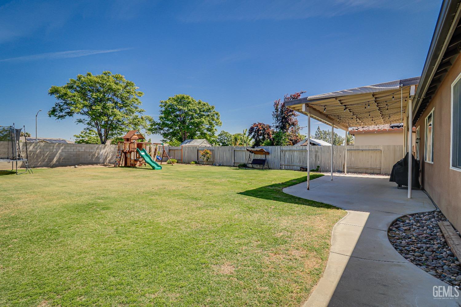 11616 Sagebrush Avenue