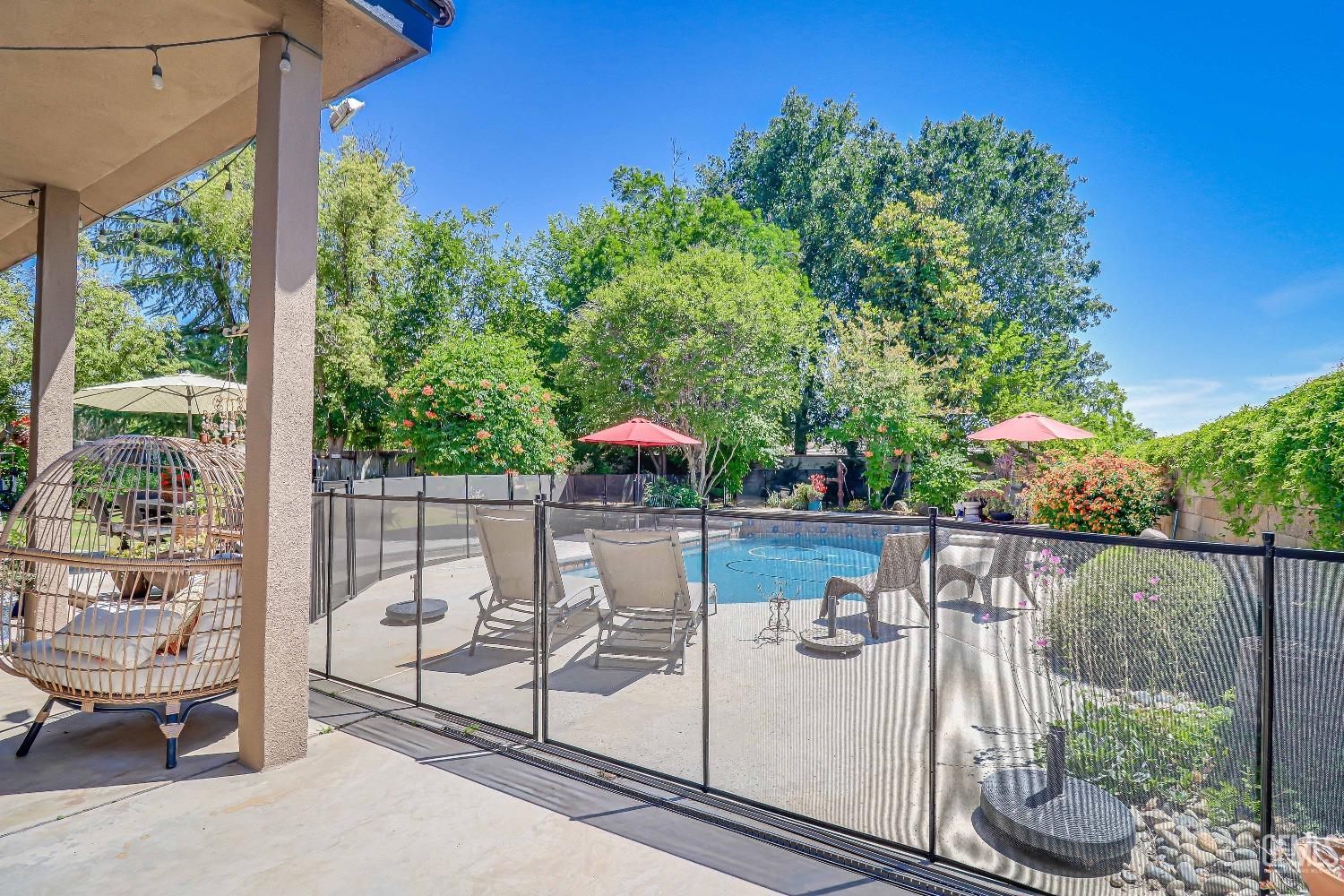 2212 Black Creek Avenue