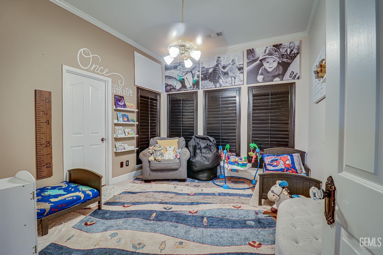 2212 Black Creek Avenue