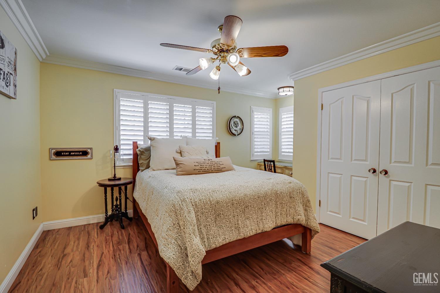 2212 Black Creek Avenue