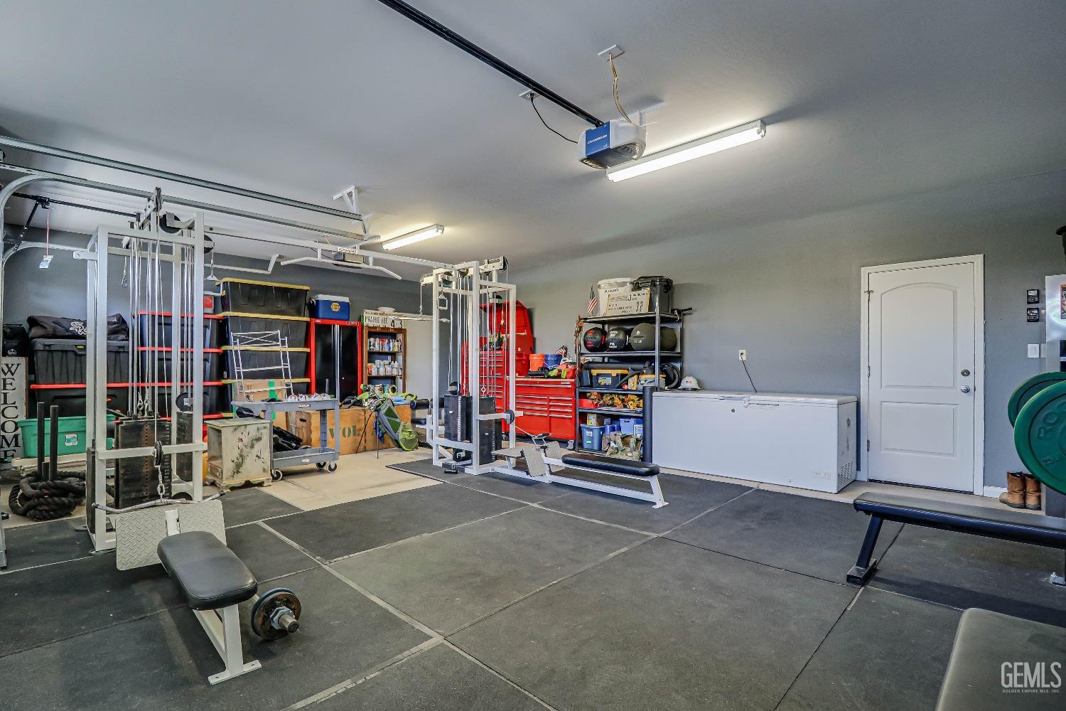 4415 Jackson Ridge Avenue