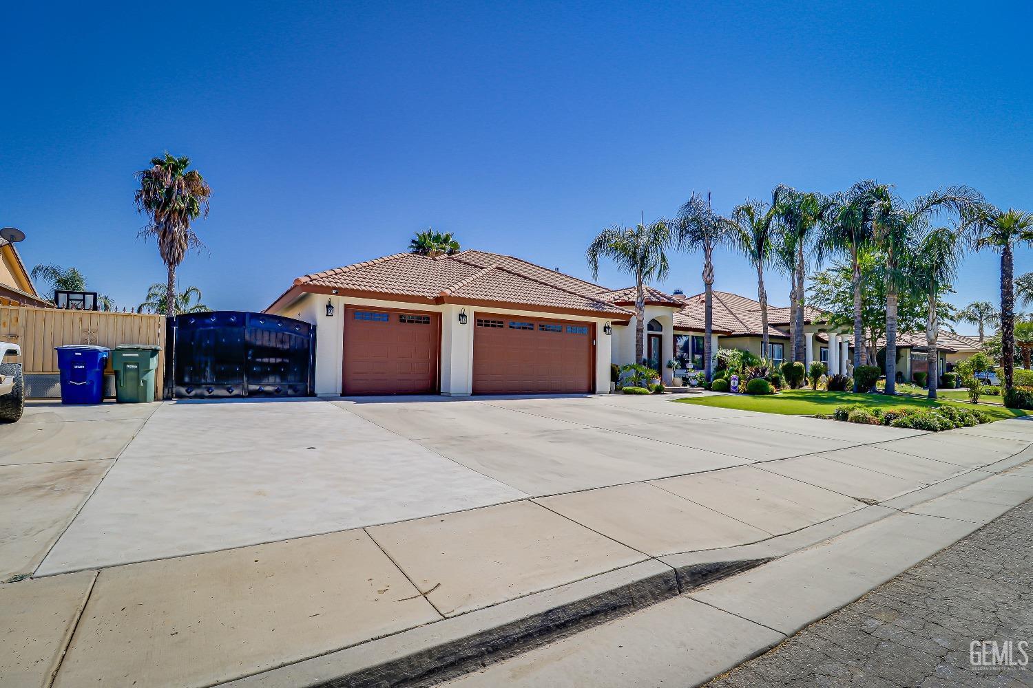 4415 Jackson Ridge Avenue