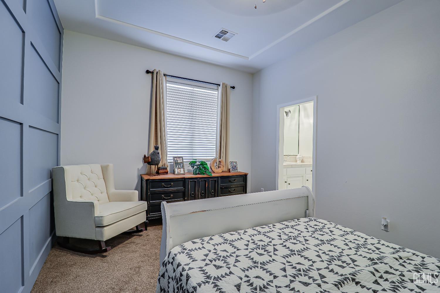 4415 Jackson Ridge Avenue