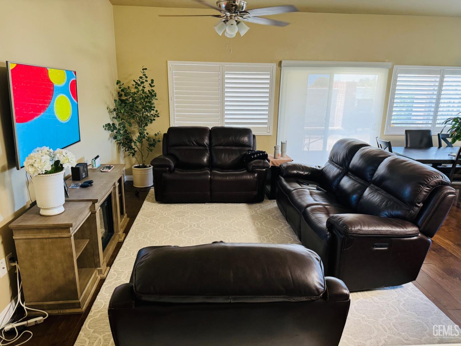 1603 Halliana Court