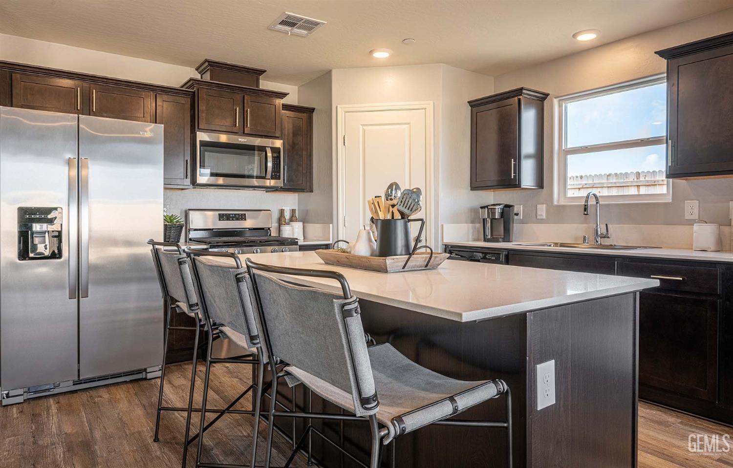 5405 Edgefield Street Unit: 2009