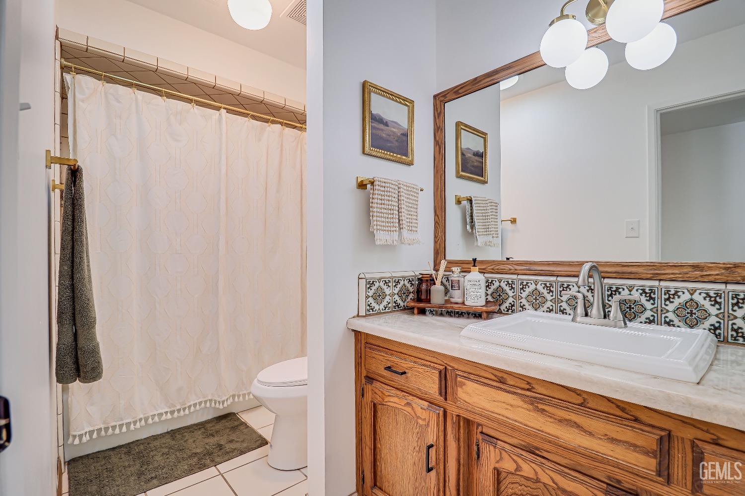 18120 Buckboard Avenue