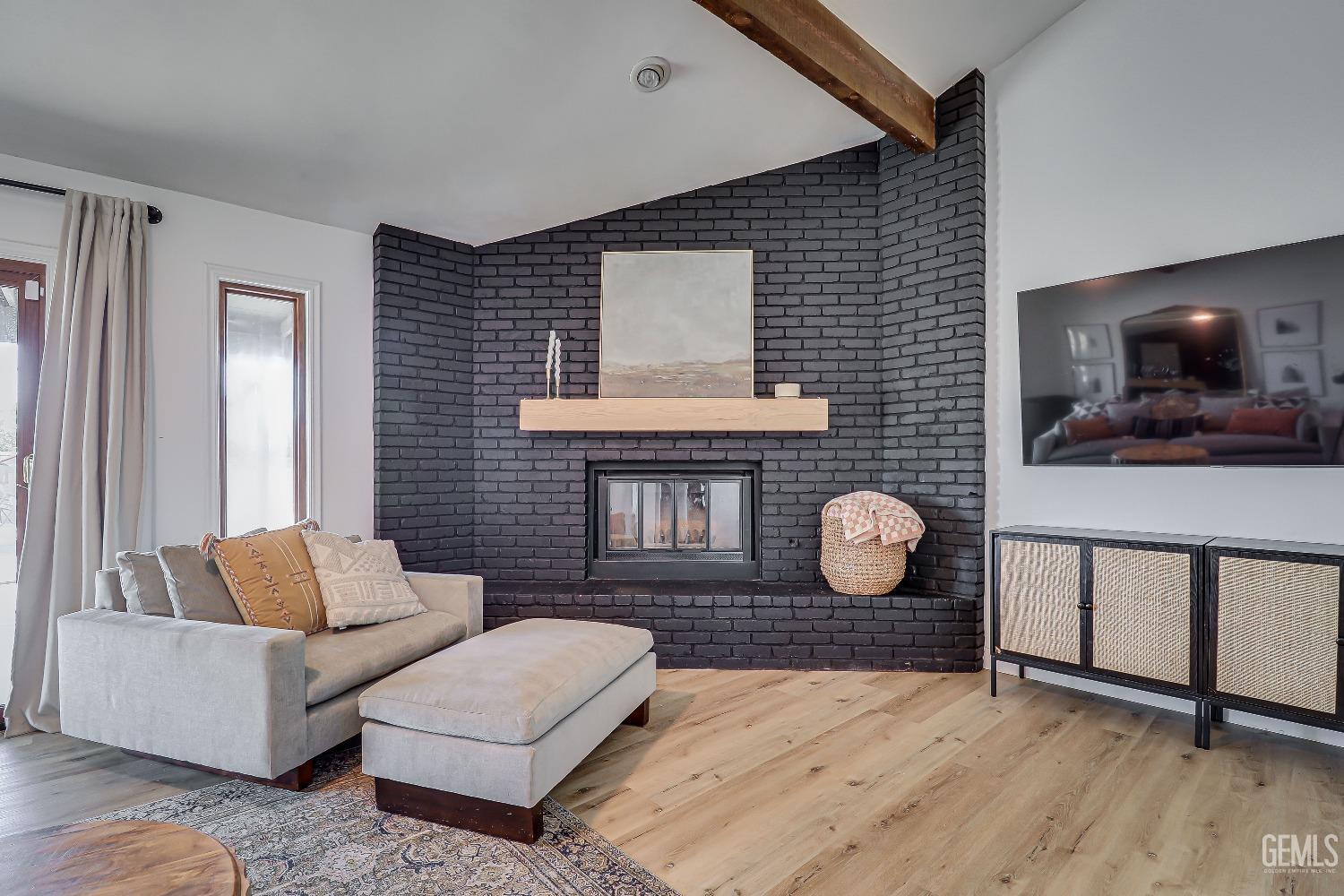 18120 Buckboard Avenue