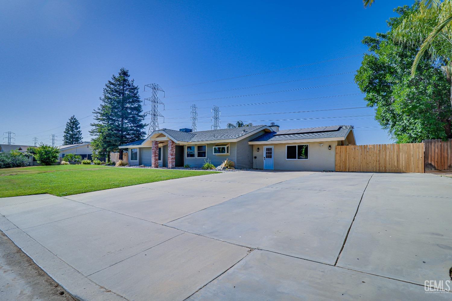 18120 Buckboard Avenue