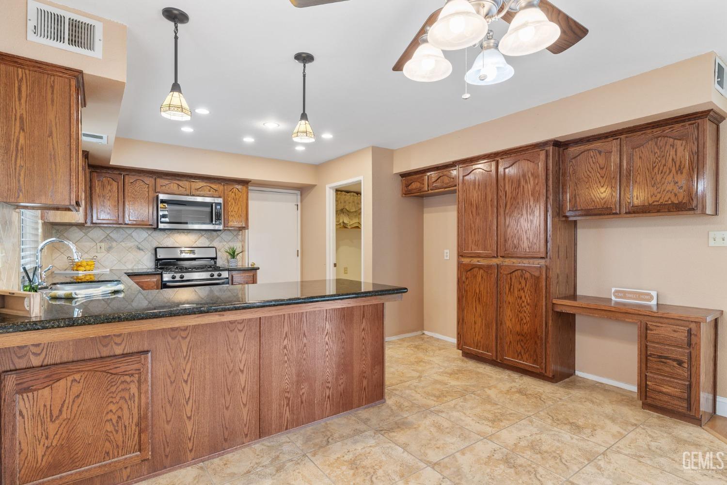 8004 Fallen Pine Way