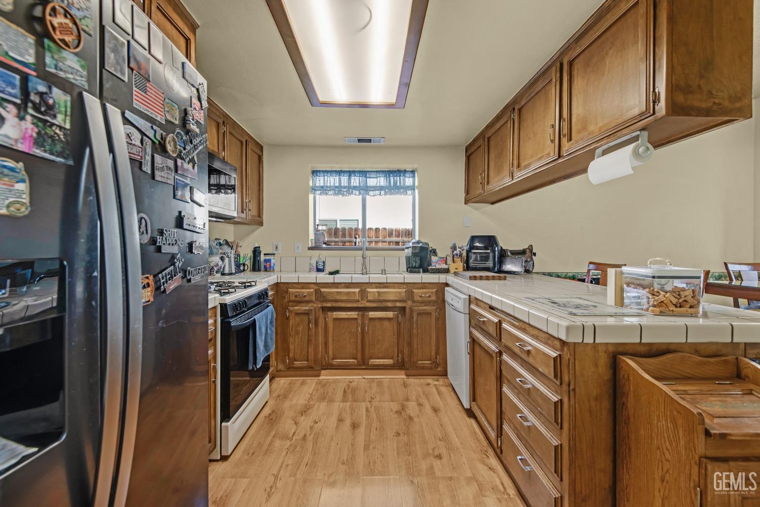 12302 Magruder Avenue