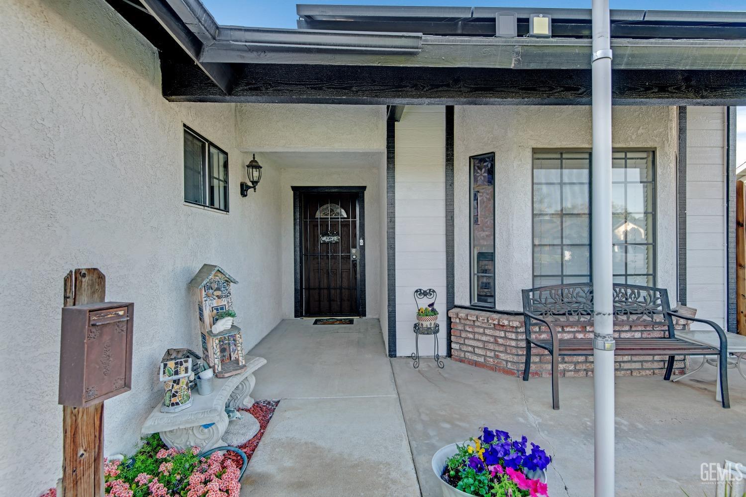 12302 Magruder Avenue