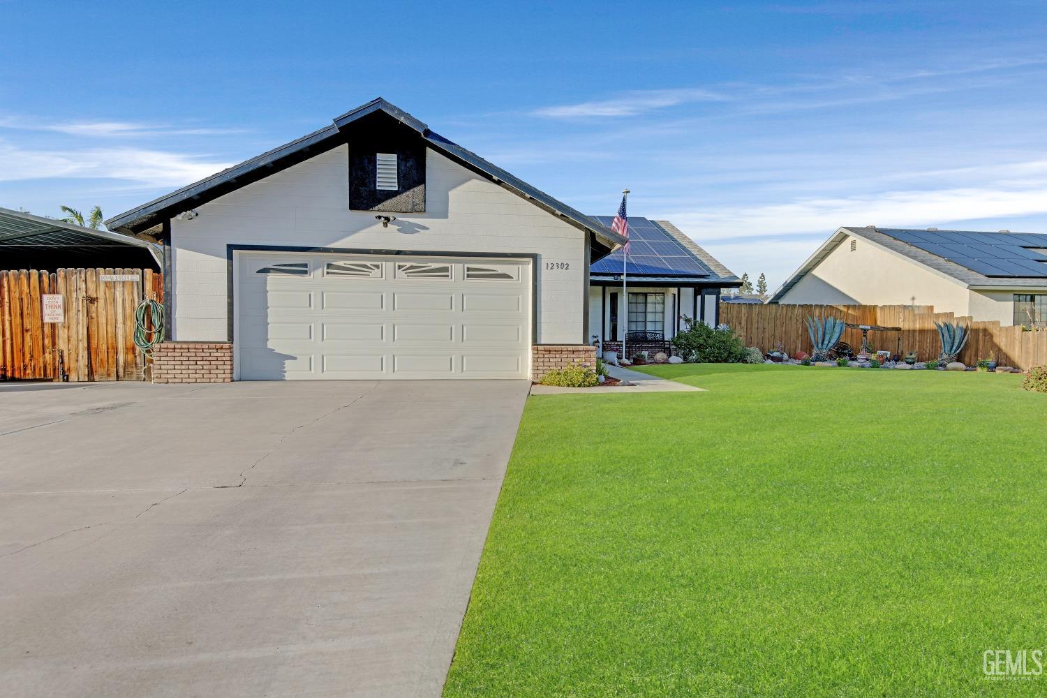 12302 Magruder Avenue