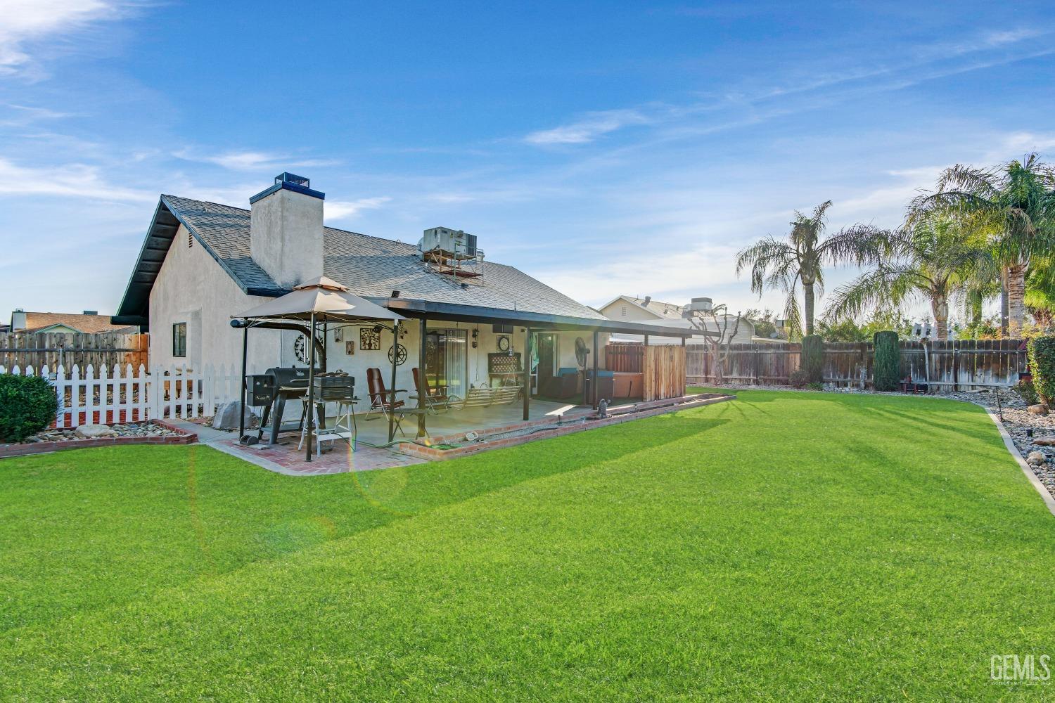 12302 Magruder Avenue