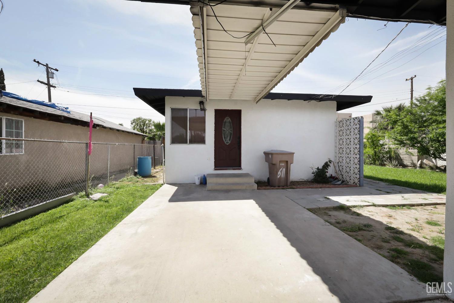 611 6th Street