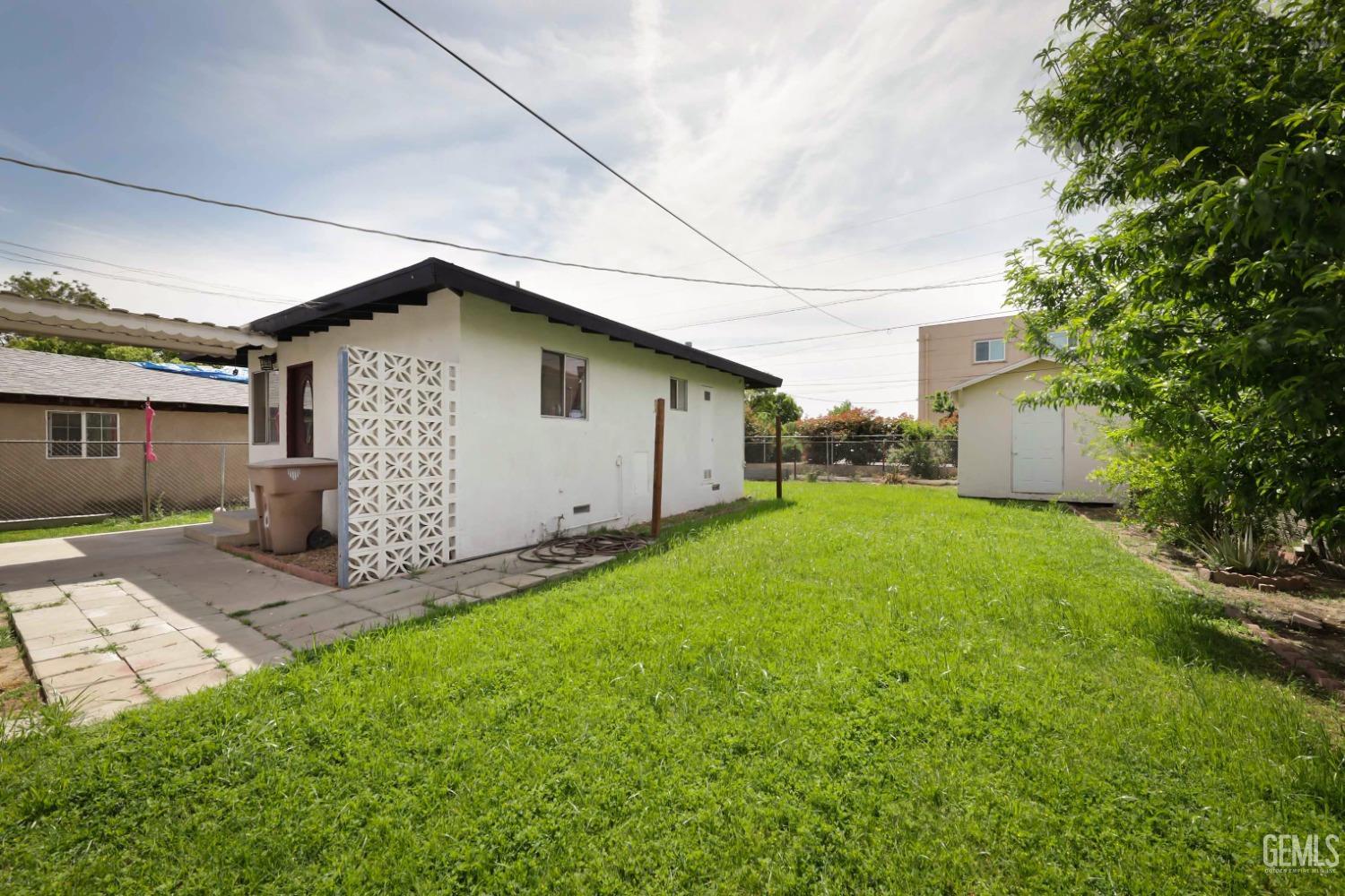 611 6th Street