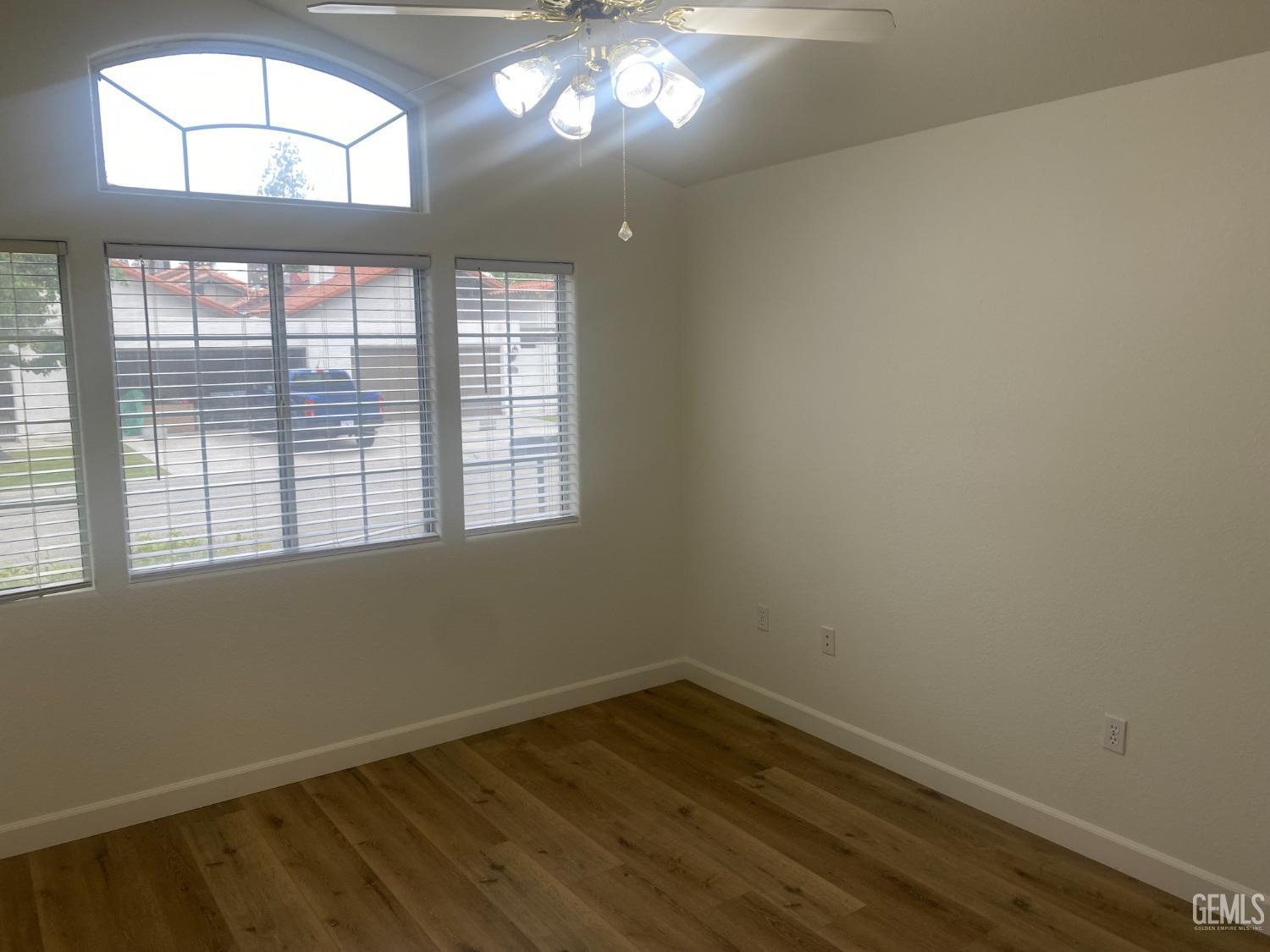 6901 Courtside Circle Unit: 15