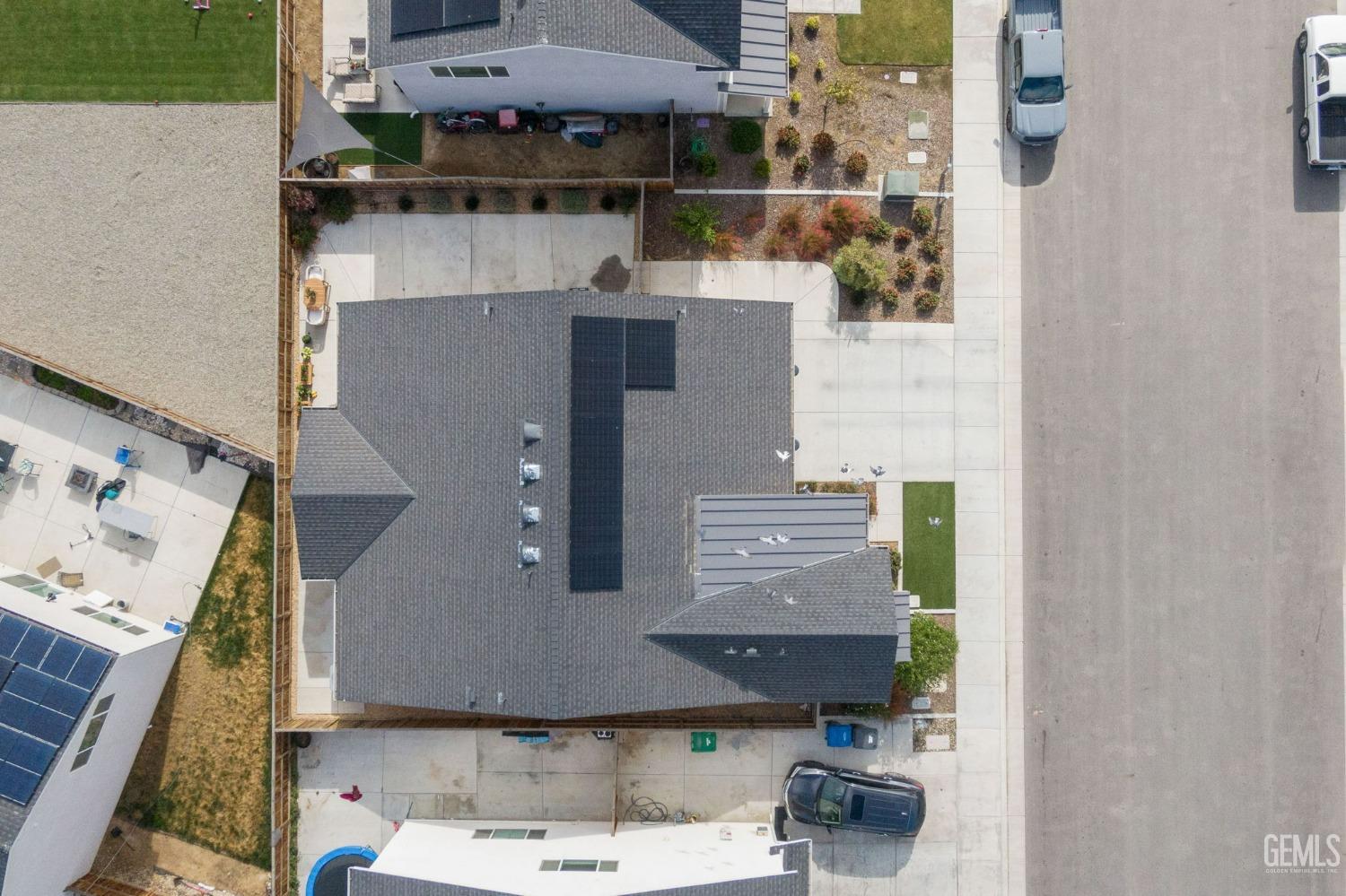 9004 Cloud Crest Way