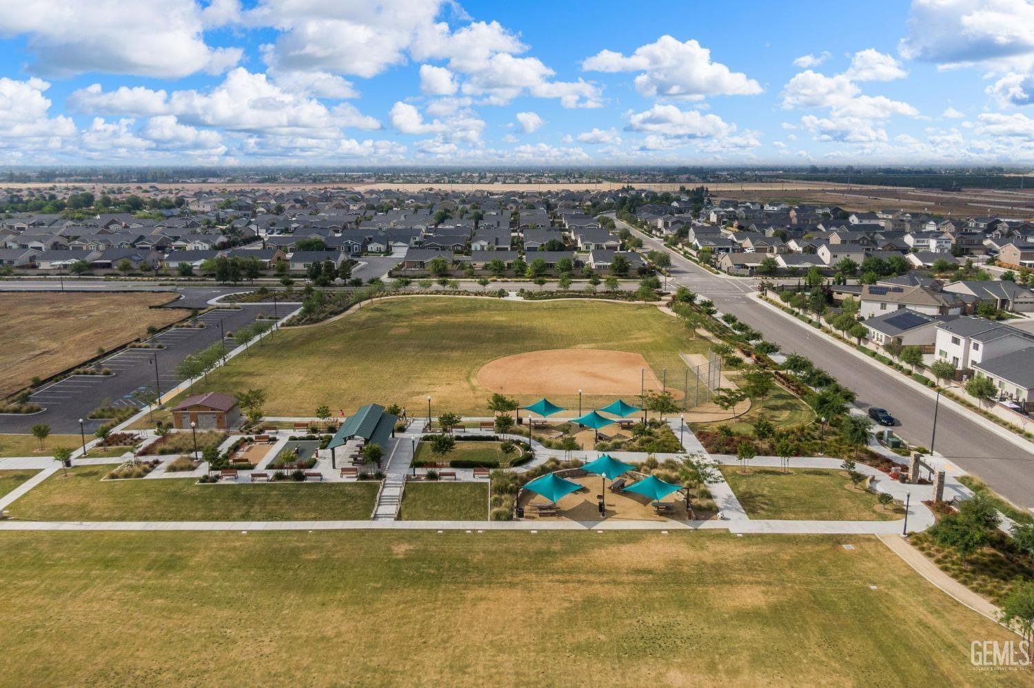 9004 Cloud Crest Way