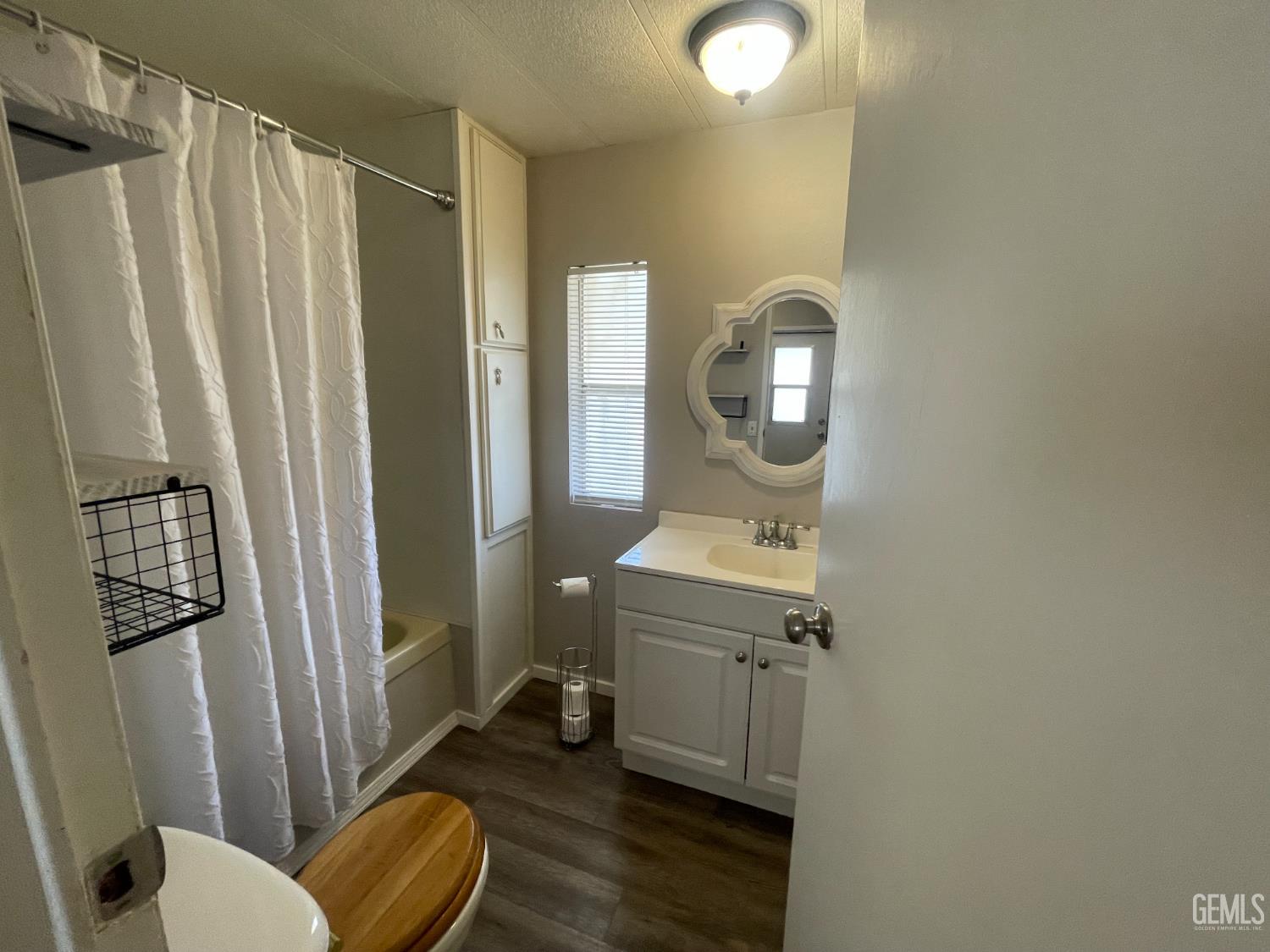 2500 Jewetta Avenue Unit: 17