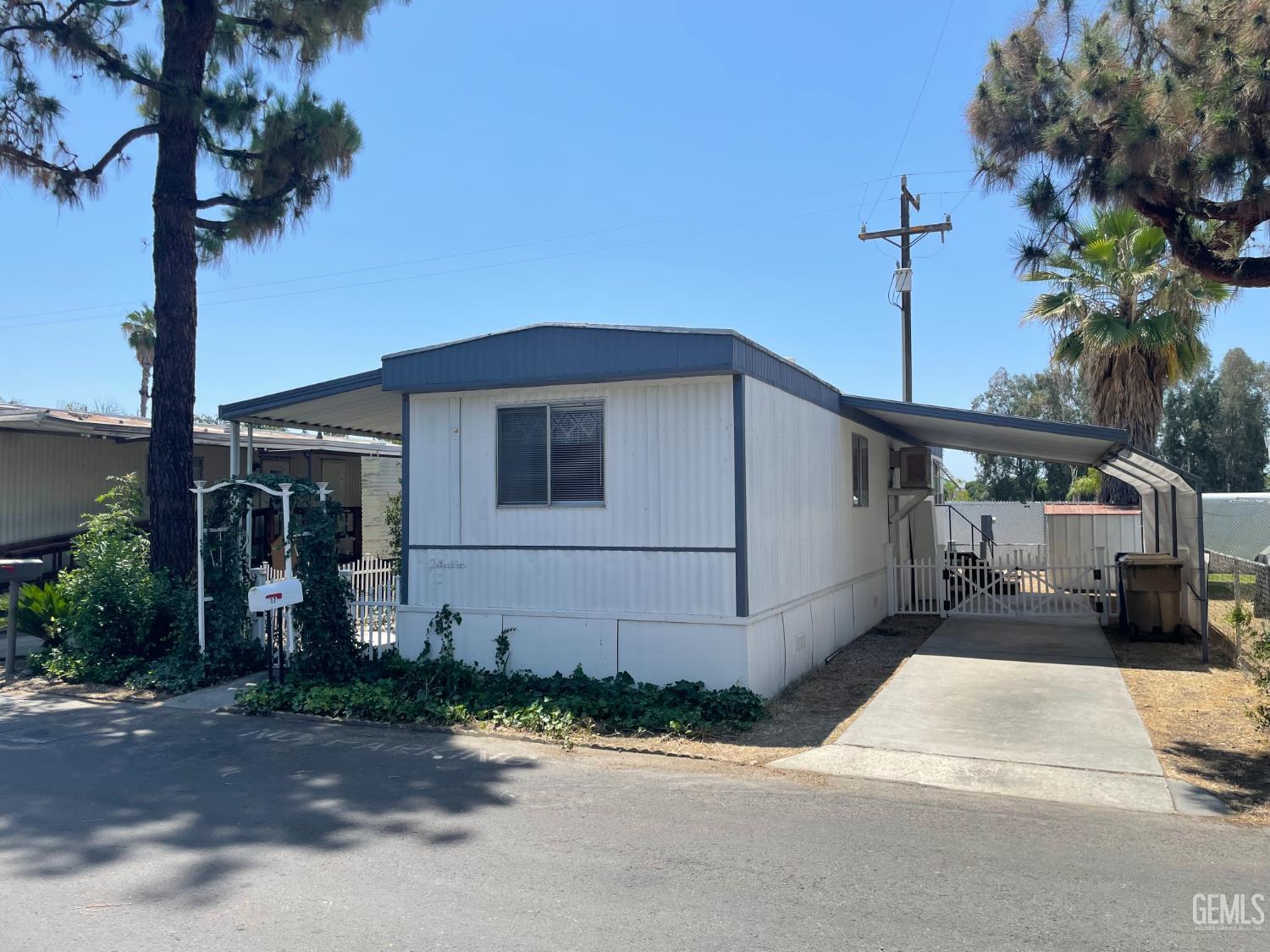 2500 Jewetta Avenue Unit: 17