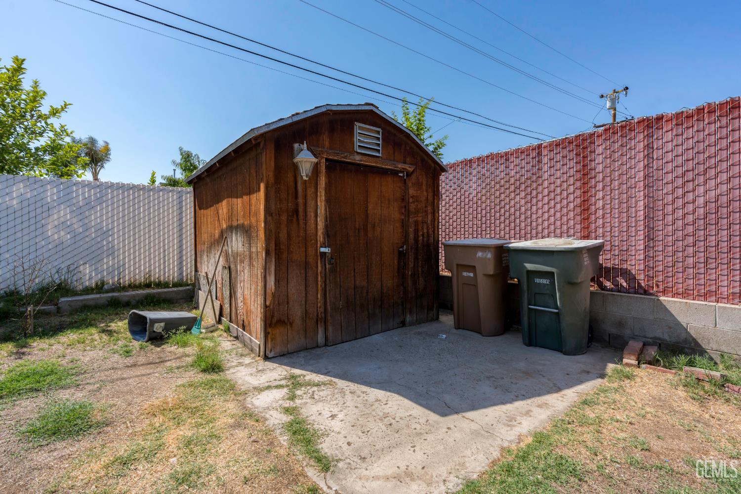 2712 Tangerine Street