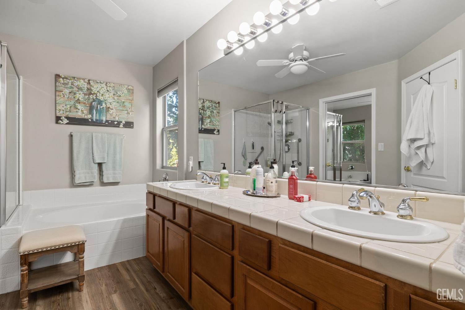 3010 Tea Rose Street