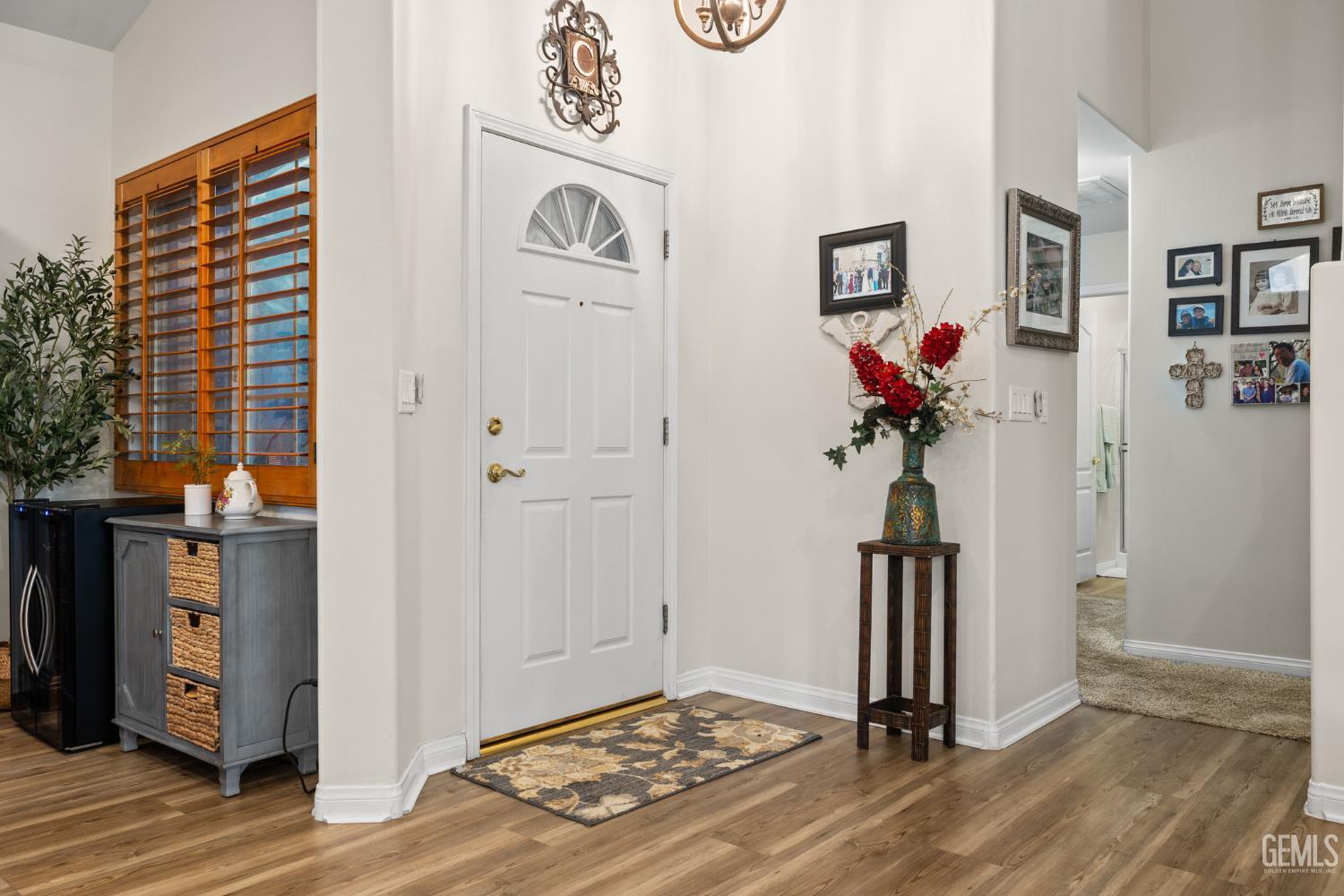 3010 Tea Rose Street