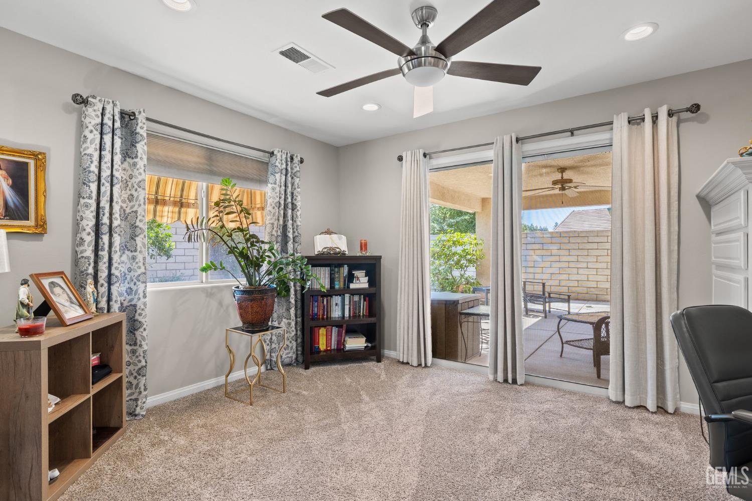 3010 Tea Rose Street