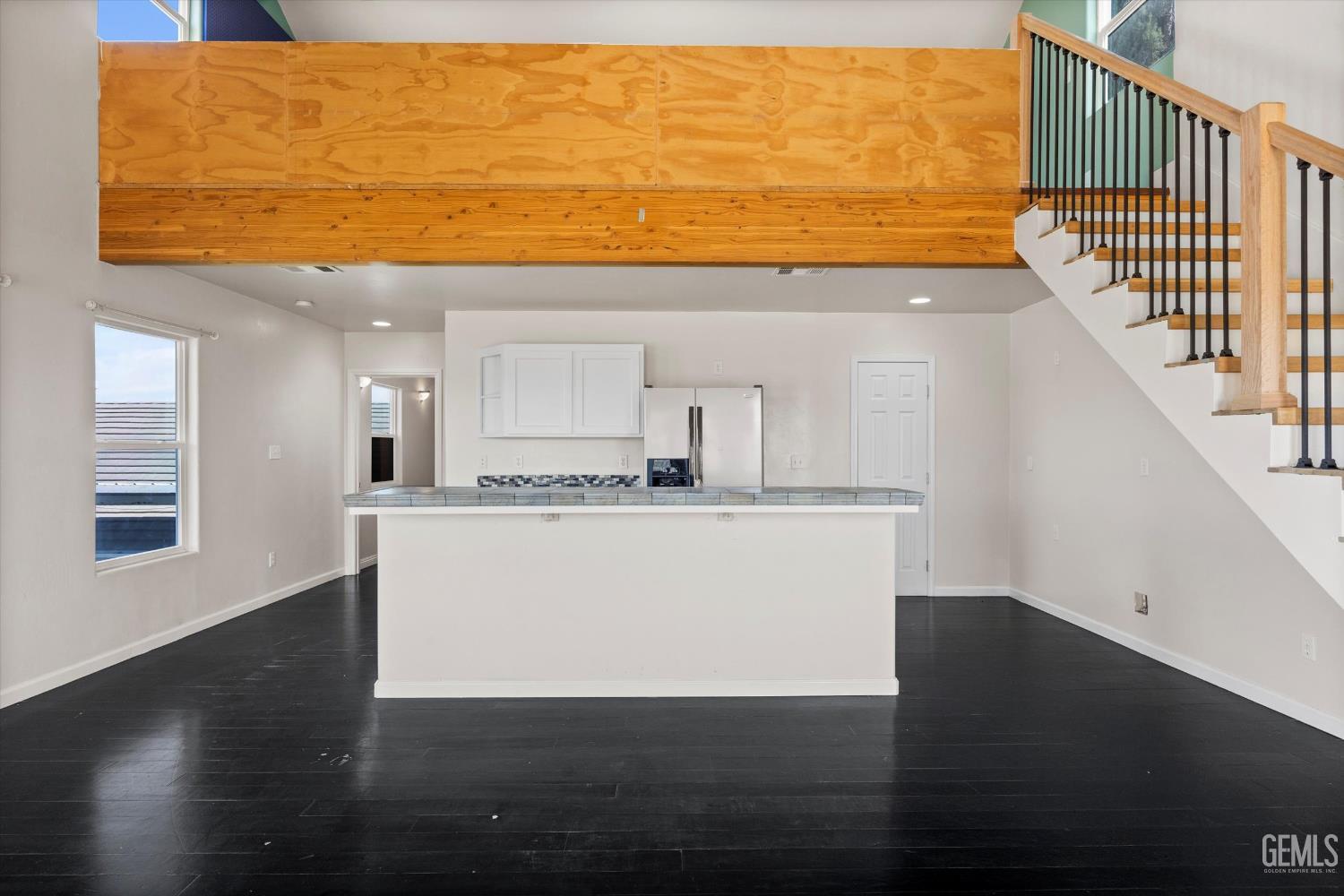 10318 Roehampton Avenue