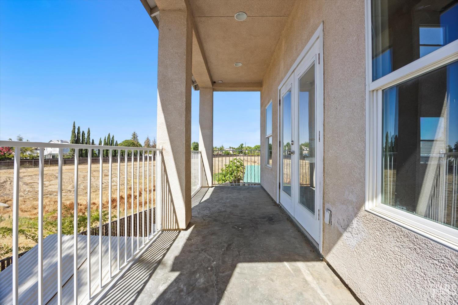 10318 Roehampton Avenue