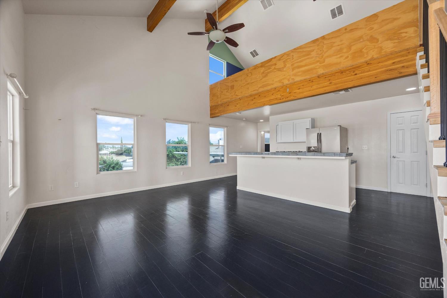 10318 Roehampton Avenue