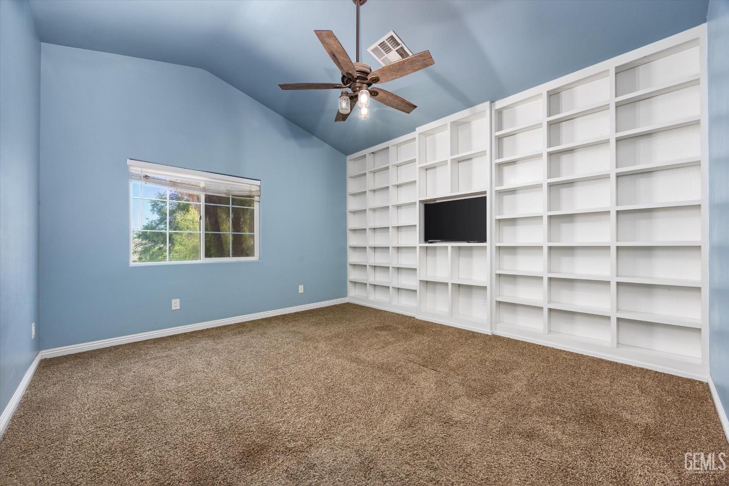 10318 Roehampton Avenue