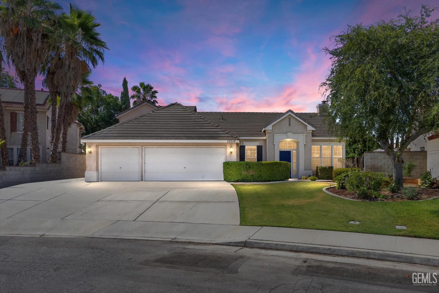 10318 Roehampton Avenue