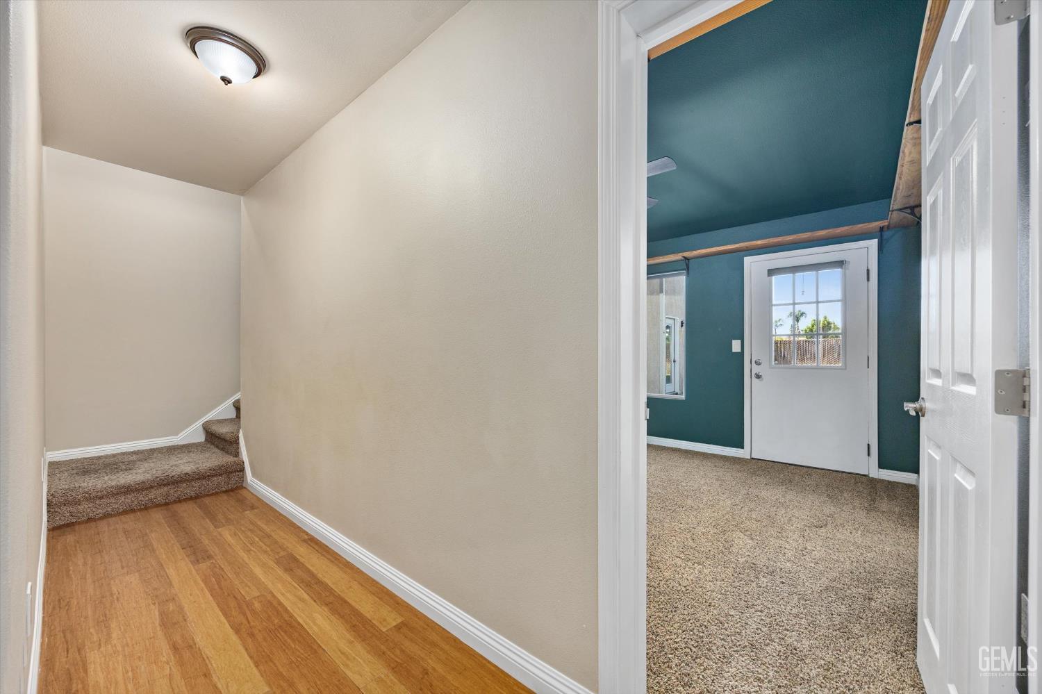 10318 Roehampton Avenue