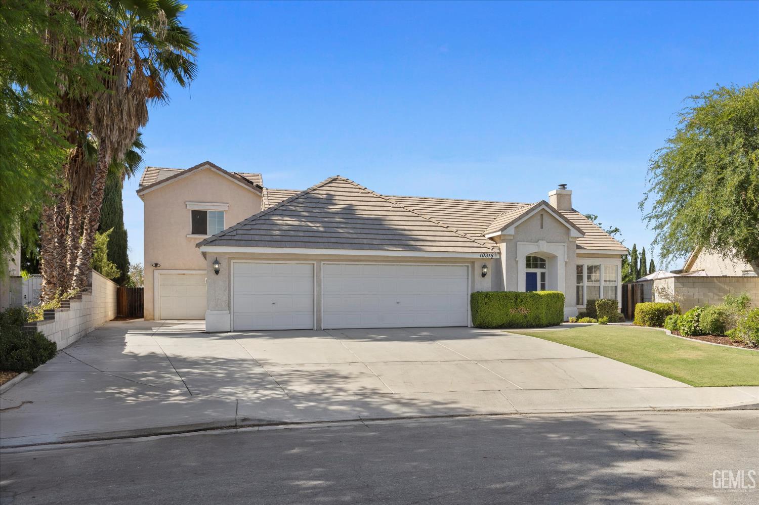 10318 Roehampton Avenue