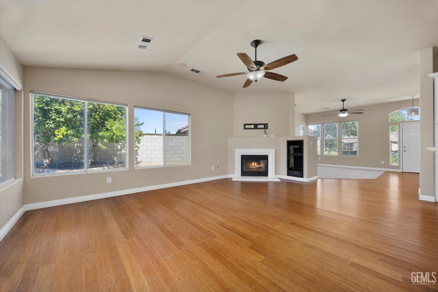 10318 Roehampton Avenue