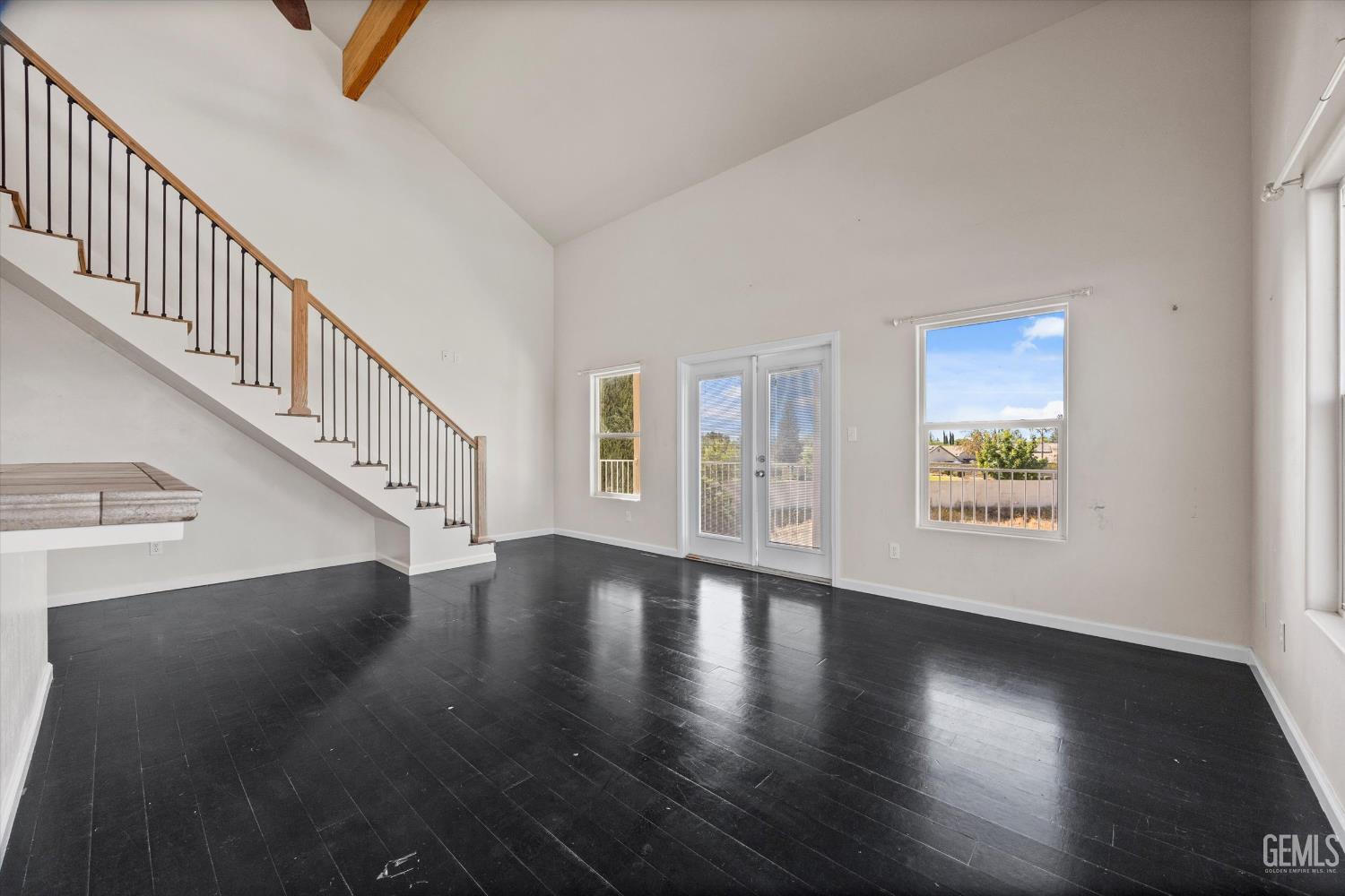 10318 Roehampton Avenue