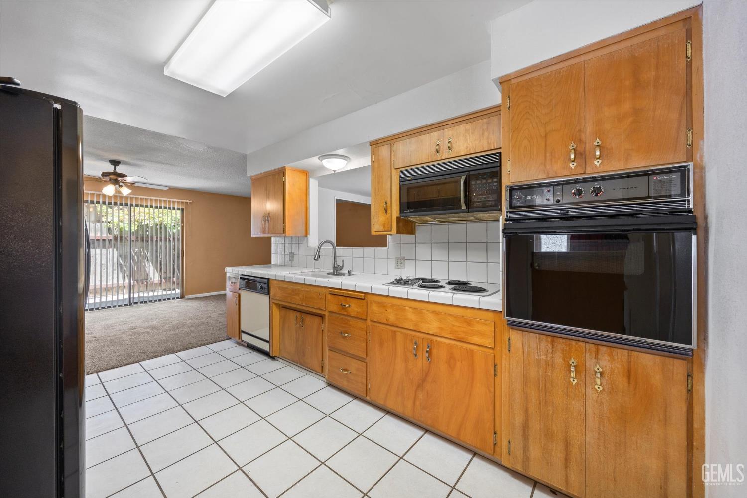 3800 Candlewood Drive