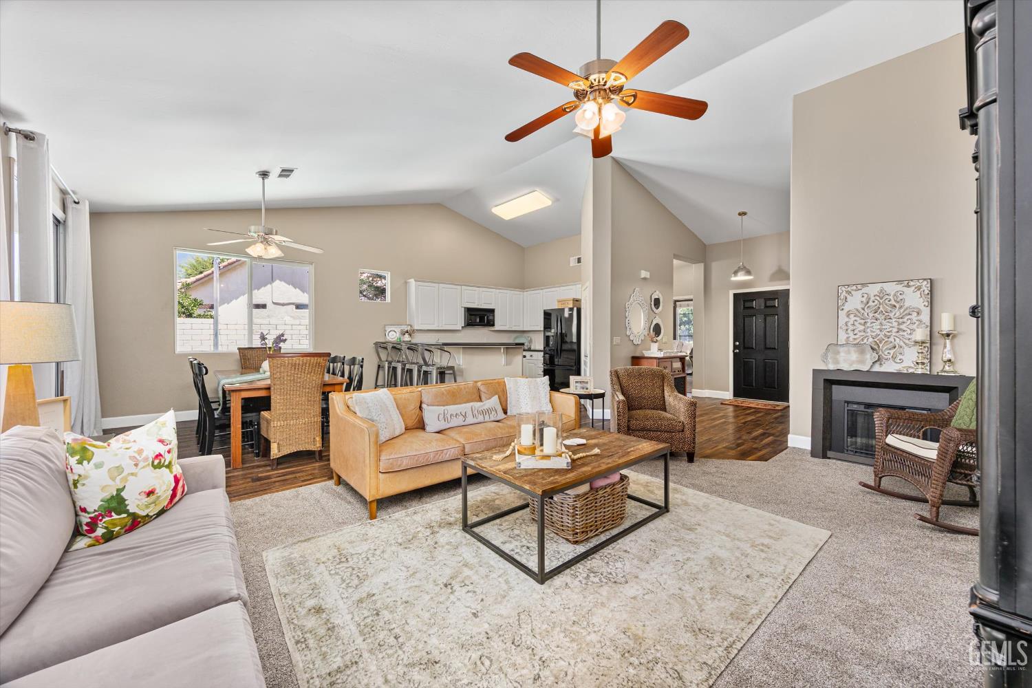 3105 Burgundy Rose Street