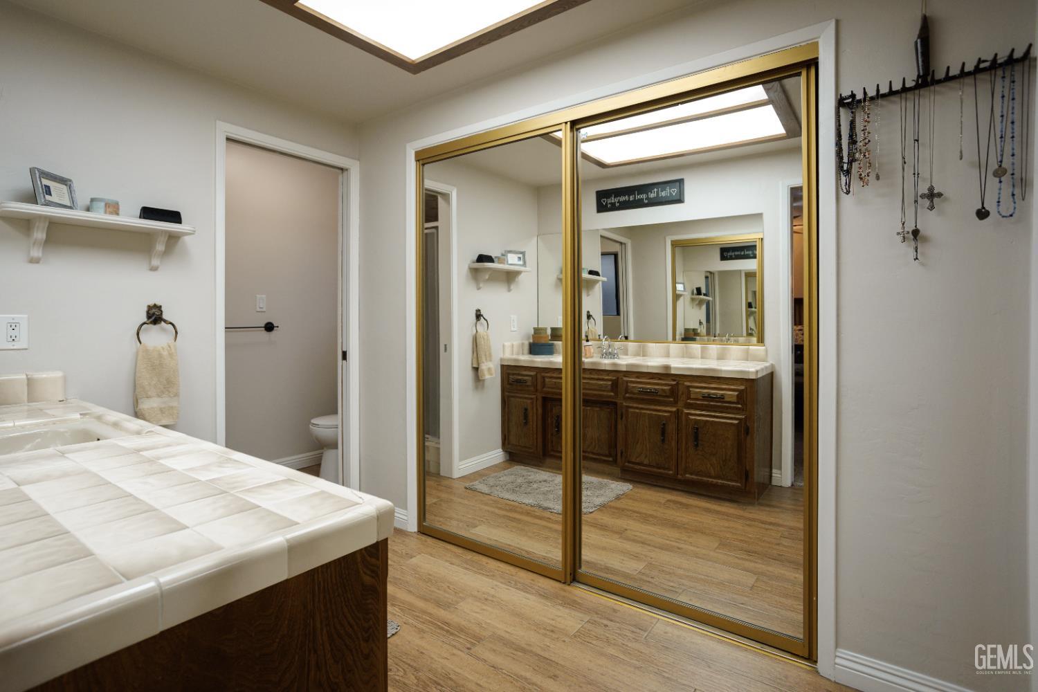 5216 Westpark Street