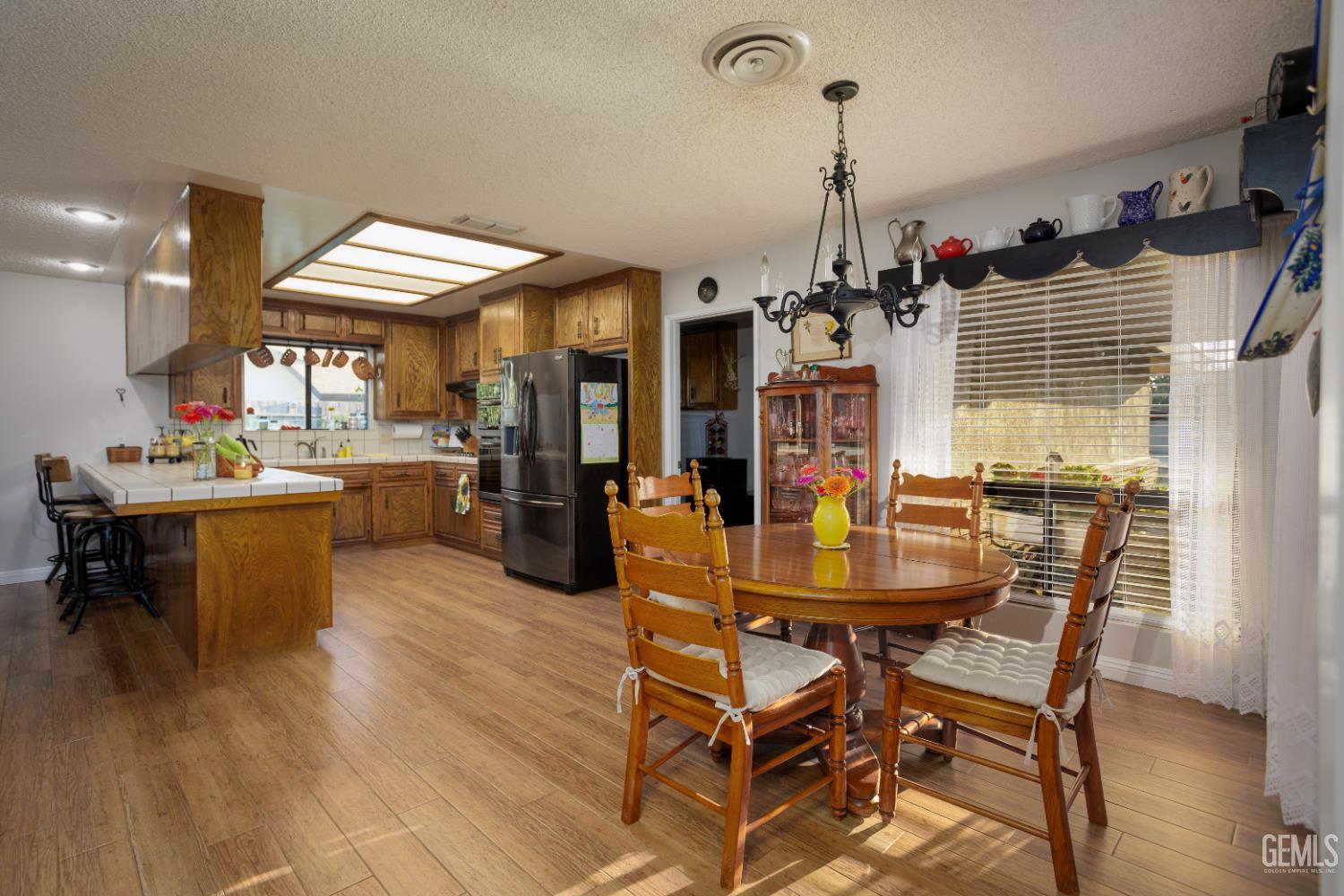 5216 Westpark Street