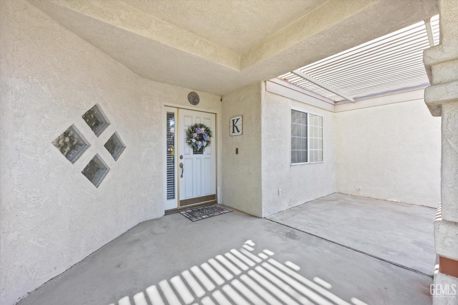 7601 Live Oak Way