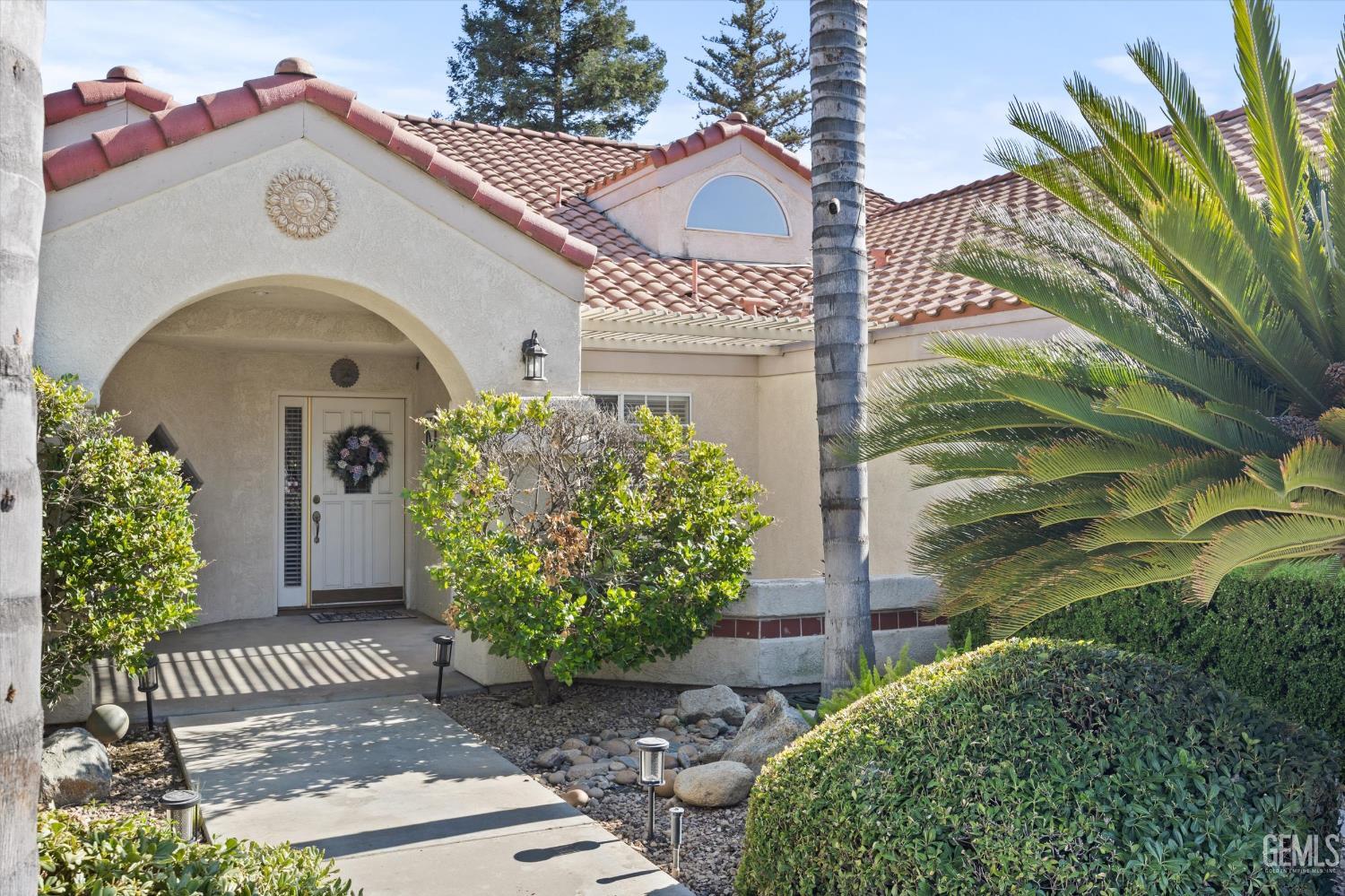 7601 Live Oak Way